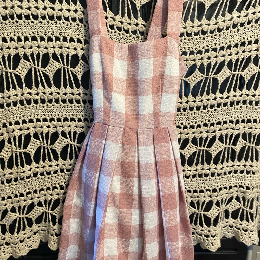 Dress with pockets